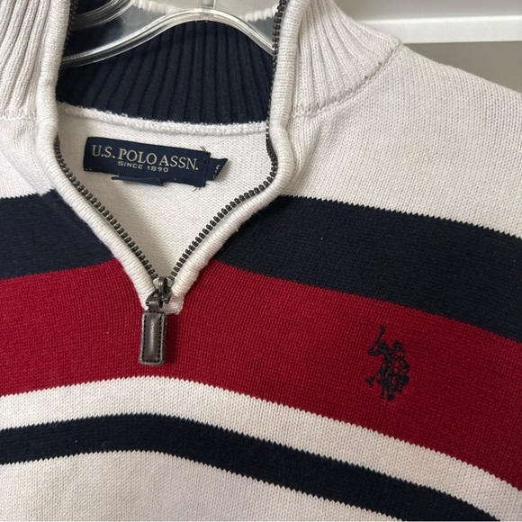 U.S. Polo Assn. Quarter-Zip Gray Striped Sweater Men’s small - Picture 4 of 5